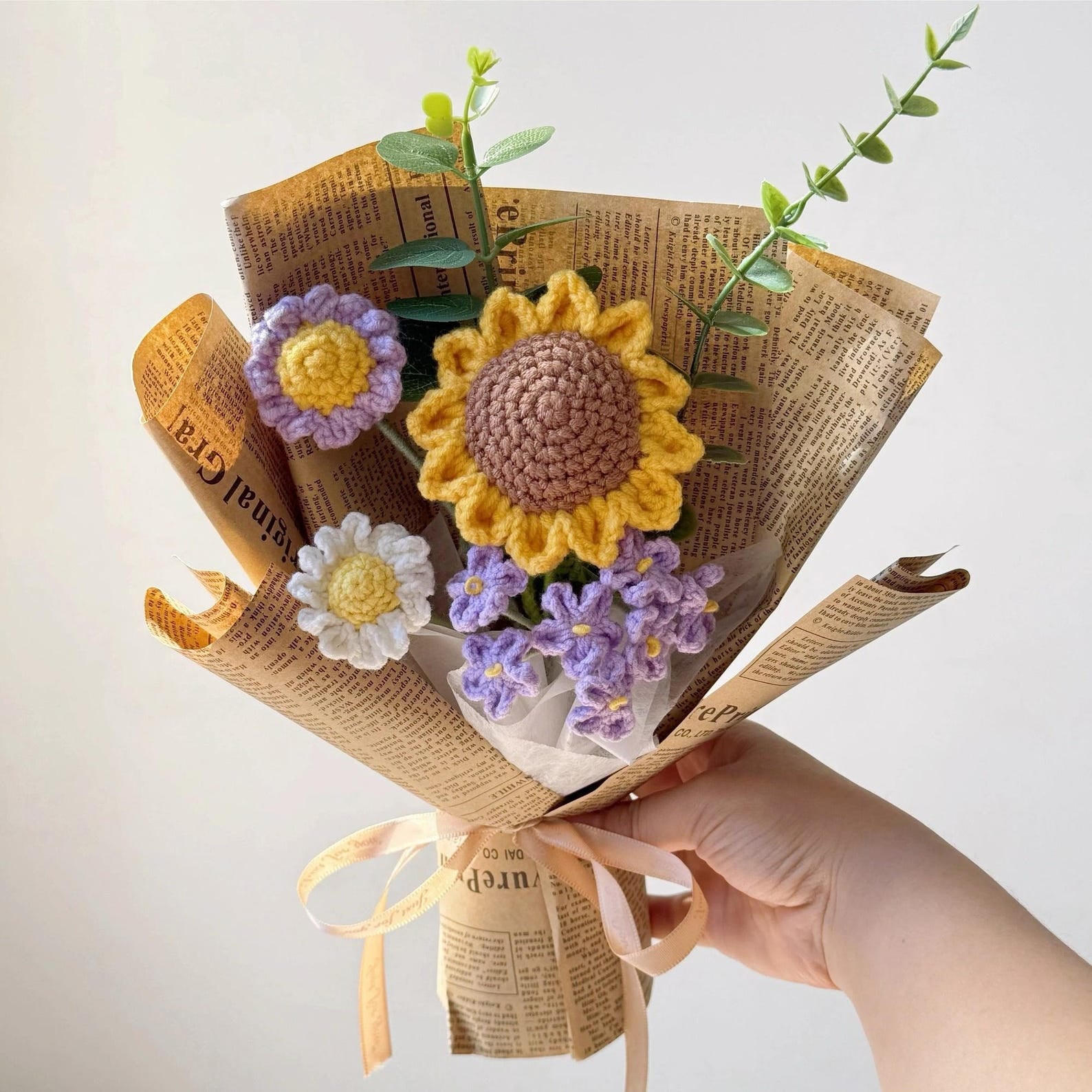 Crochet Sunflower Bouquet with Vintage Paper Wrap – view 5