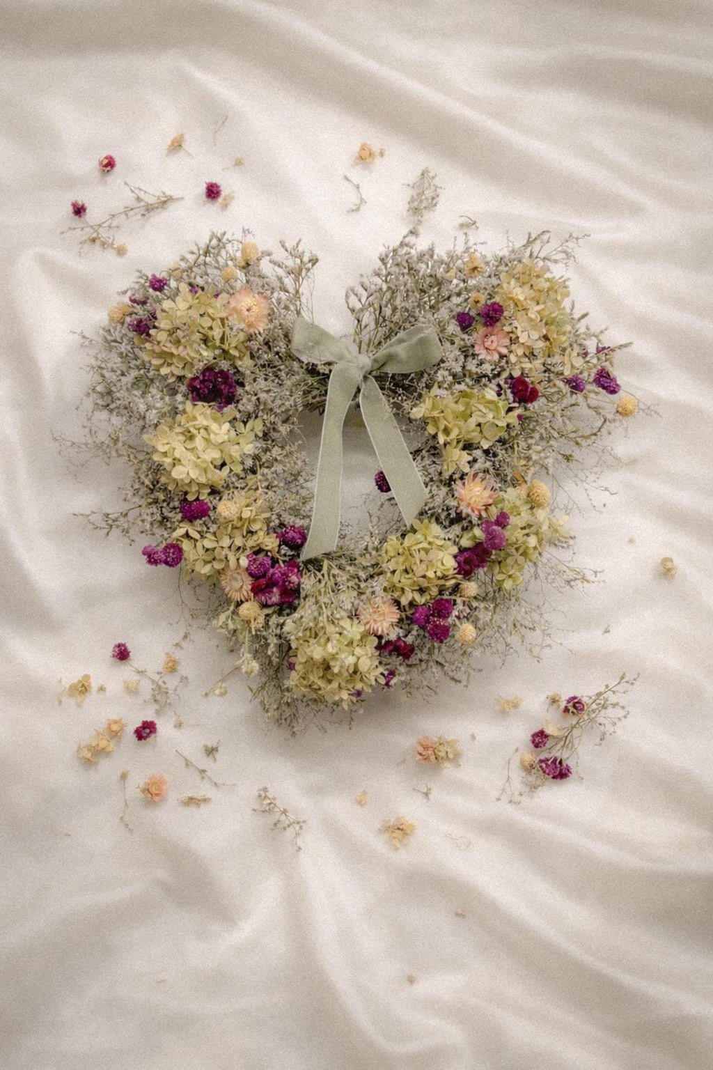Dried Flower Heart Wreath “Plum & Hydrangea” – 20 in – view 2